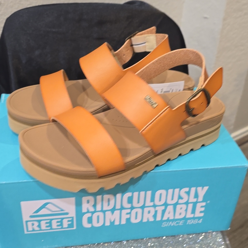 Reef Horizon Hi Buckle Sandal- Natural - Picture 8 of 11